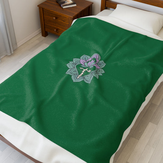 Lotus Blossom Velveteen Plush Blanket – Cozy Green Decor for Meditation & Relaxation